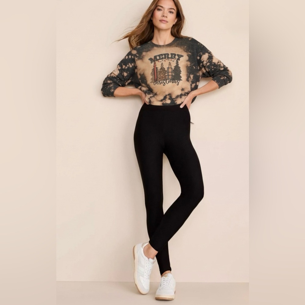 Merry Christmas splatter designer Christmas tree crew neck sweatshirt.Swipe